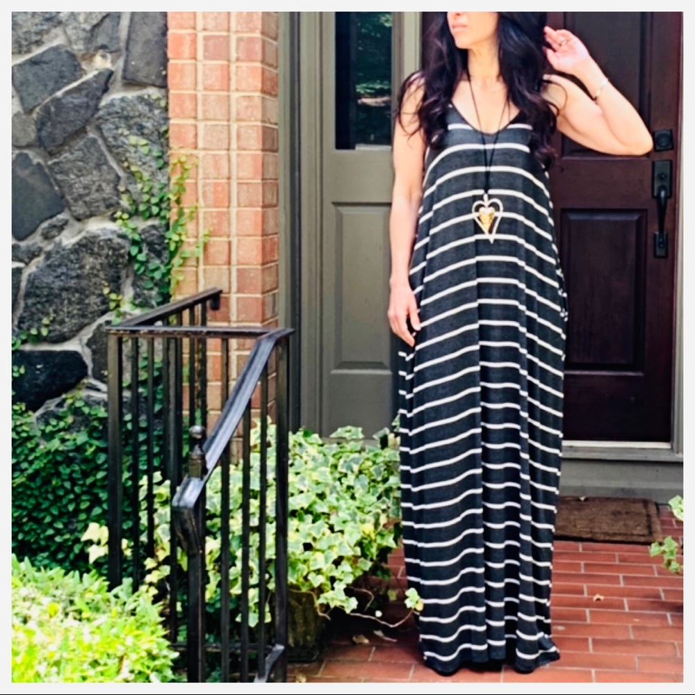 ✨LAST ONE ✨Cami striped side pocket maxi dress - Picture 7 of 8